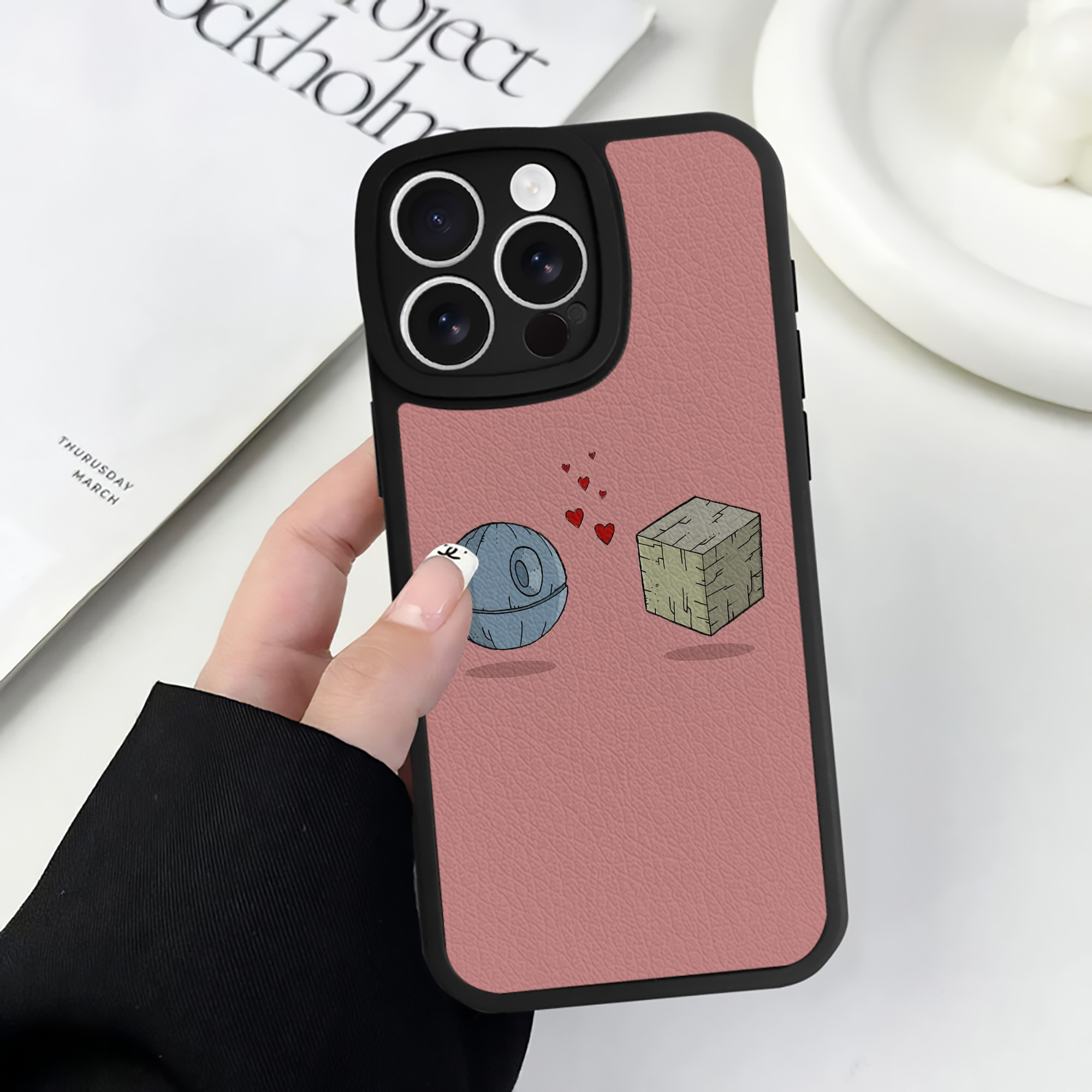 （画像用） スター・ウォーズ Star Wars 【iPhone 16シリーズ対応】シリコンスマホケース（レザー調） 材質：シリコン